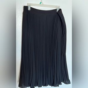 High elastic waist pleated skirt